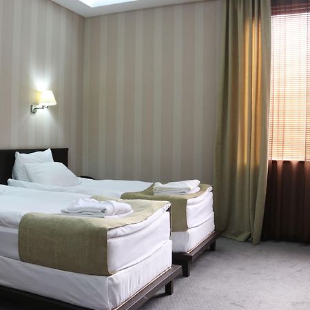 D'Plaza Hotel Tbilisi Luaran gambar