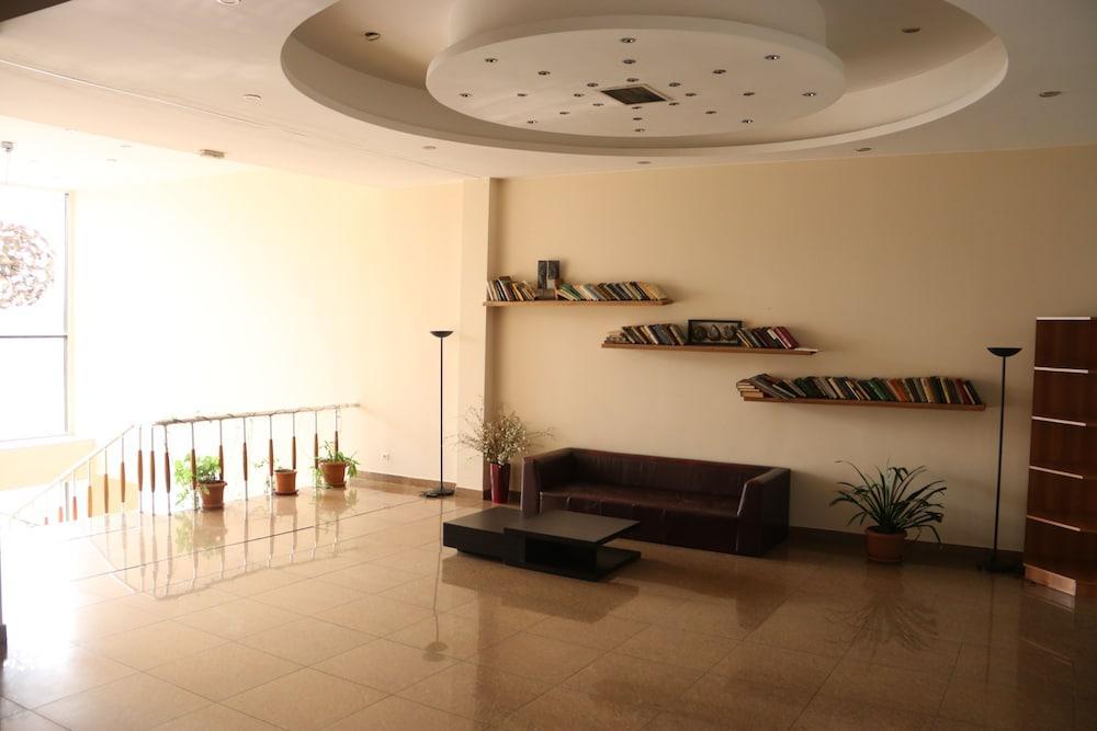 D'Plaza Hotel Tbilisi Luaran gambar